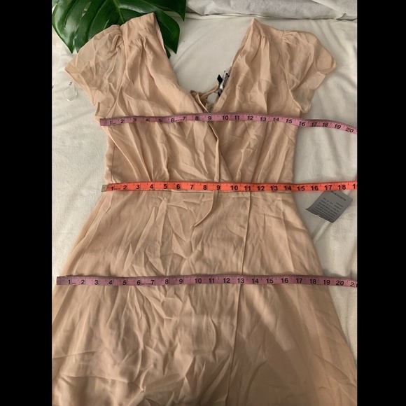 NWT Lulus Lace-Up‎ Back Chiffon Gown in Blush Pink [SZ Medium ] - Picture 2 of 8